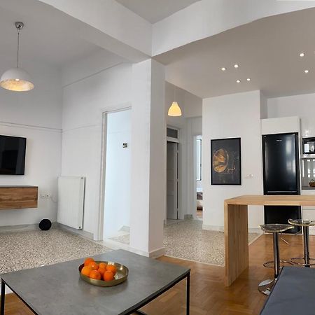 Modern 3Br Maisonette With Garden 10 Min From Acropolis Athena Bagian luar foto