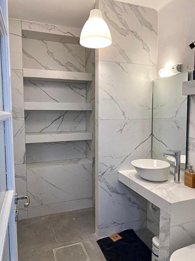 Modern 3Br Maisonette With Garden 10 Min From Acropolis Athena Bagian luar foto